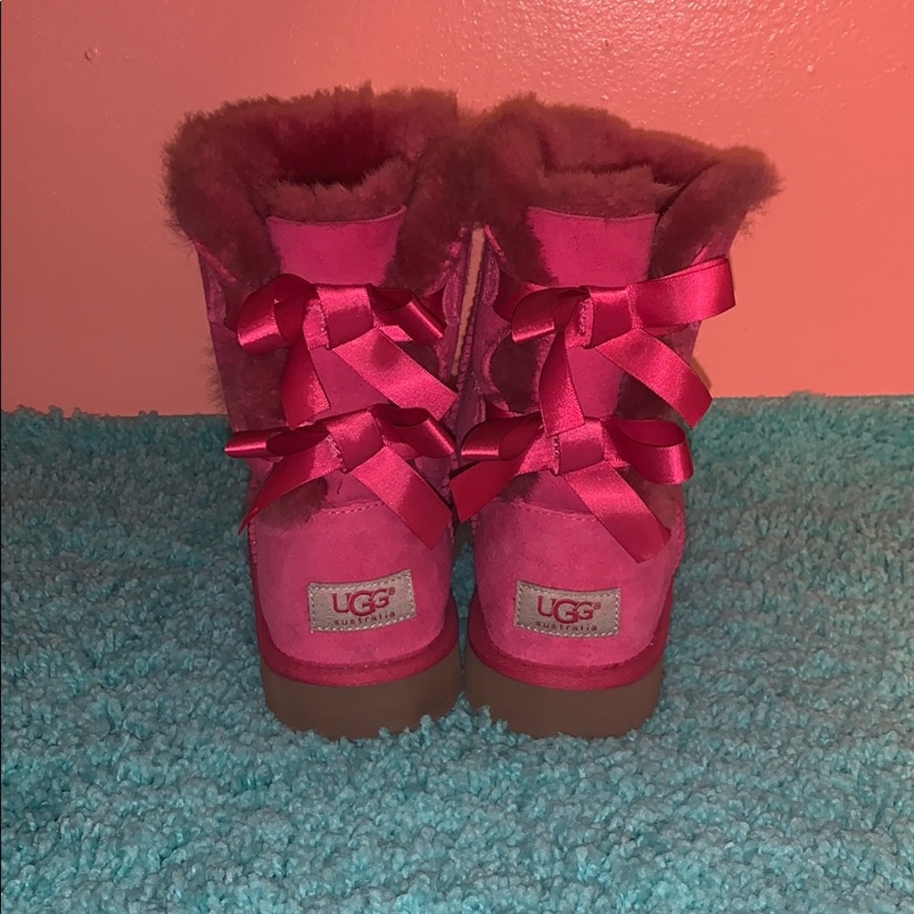 💓Pink uggs💓